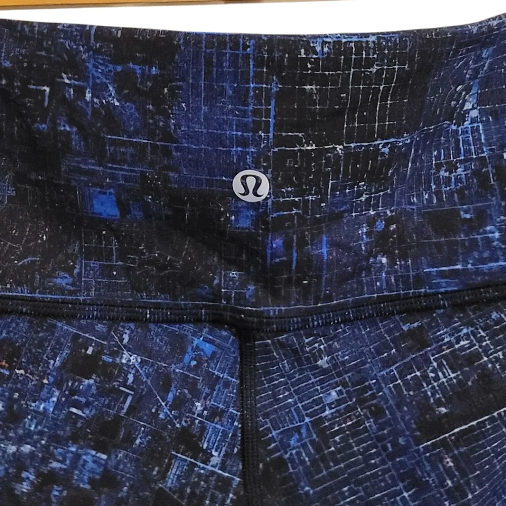 🆕️ Lululemon Wunder Under Hi-Rise Tight Leggings in City Lights Multi Black - Picture 9 of 10
